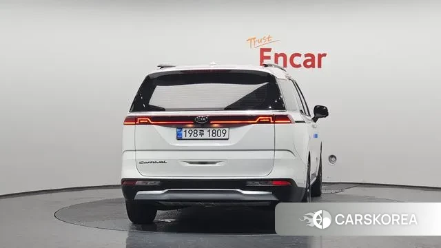 Kia Carnival 4th generation id 3044286 из Кореи 14