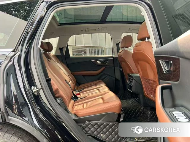 Audi Q7 id 4213894 из Китая 24