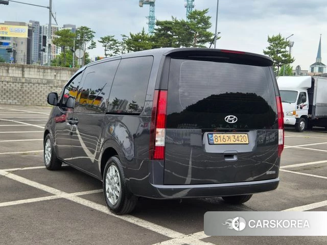 Hyundai Staria id 4480891 из Кореи 14