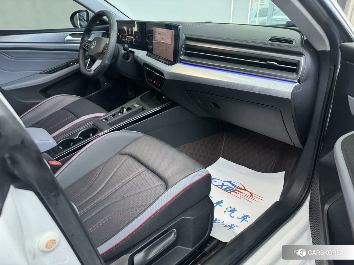 Volkswagen Lingdu 2023 Белый из Китая, фото 6