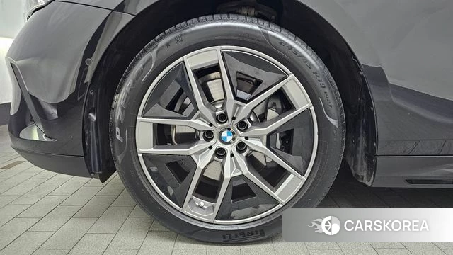 BMW 5 Series (G60) id 4623601 из Кореи 25