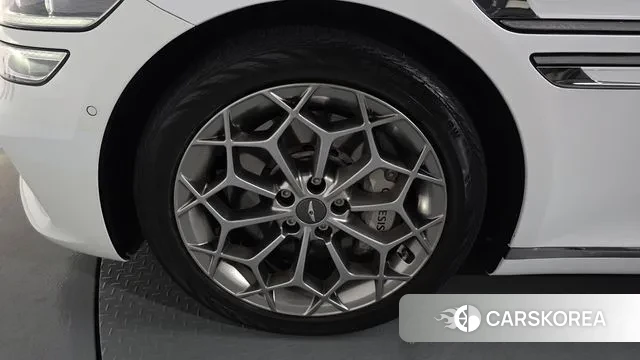 Genesis G80 (RG3) id 3411035 из Кореи 14