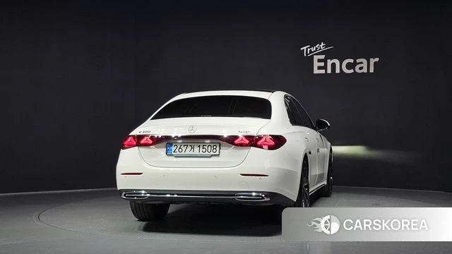Mercedes-Benz E-Class W214 id 4706349 из Кореи 14