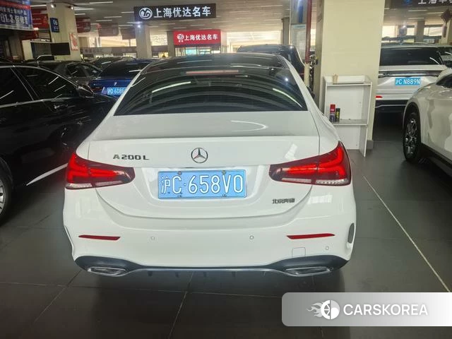 Mercedes-Benz Class A 2021 Белый из Китая, фото 4