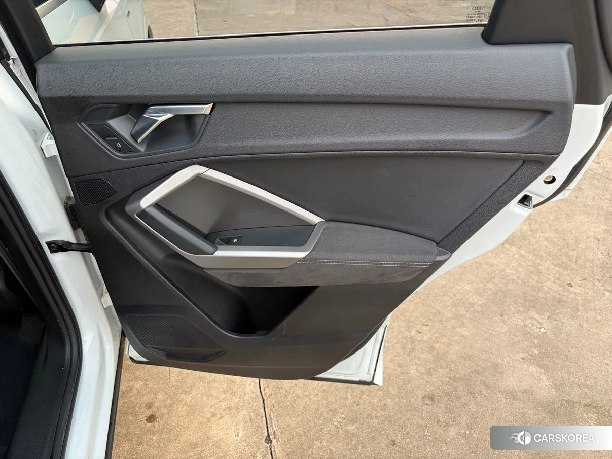 Audi Q3 id 4512413 из Китая 13
