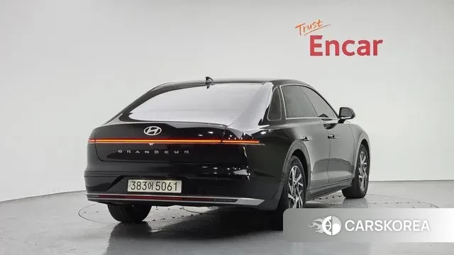 Hyundai Grandeur (GN7) id 3273025 из Кореи 14