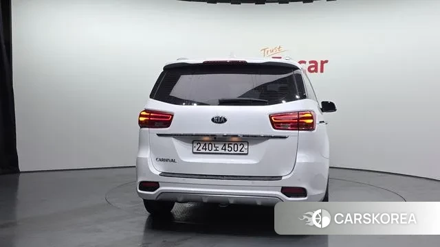 Kia The New Carnival id 3578288 из Кореи 14