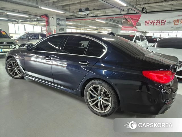 BMW 5 Series (G30) id 4363547 из Кореи 14