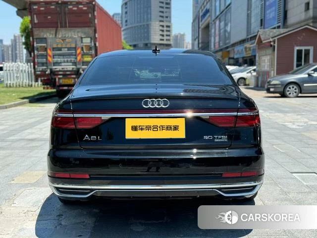 Audi A8 id 4313884 из Китая 12