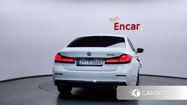 BMW 5 Series (G30) id 3566626 из Кореи 14