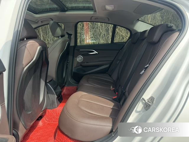 BMW 1 series 2022 Белый из Китая, фото 4