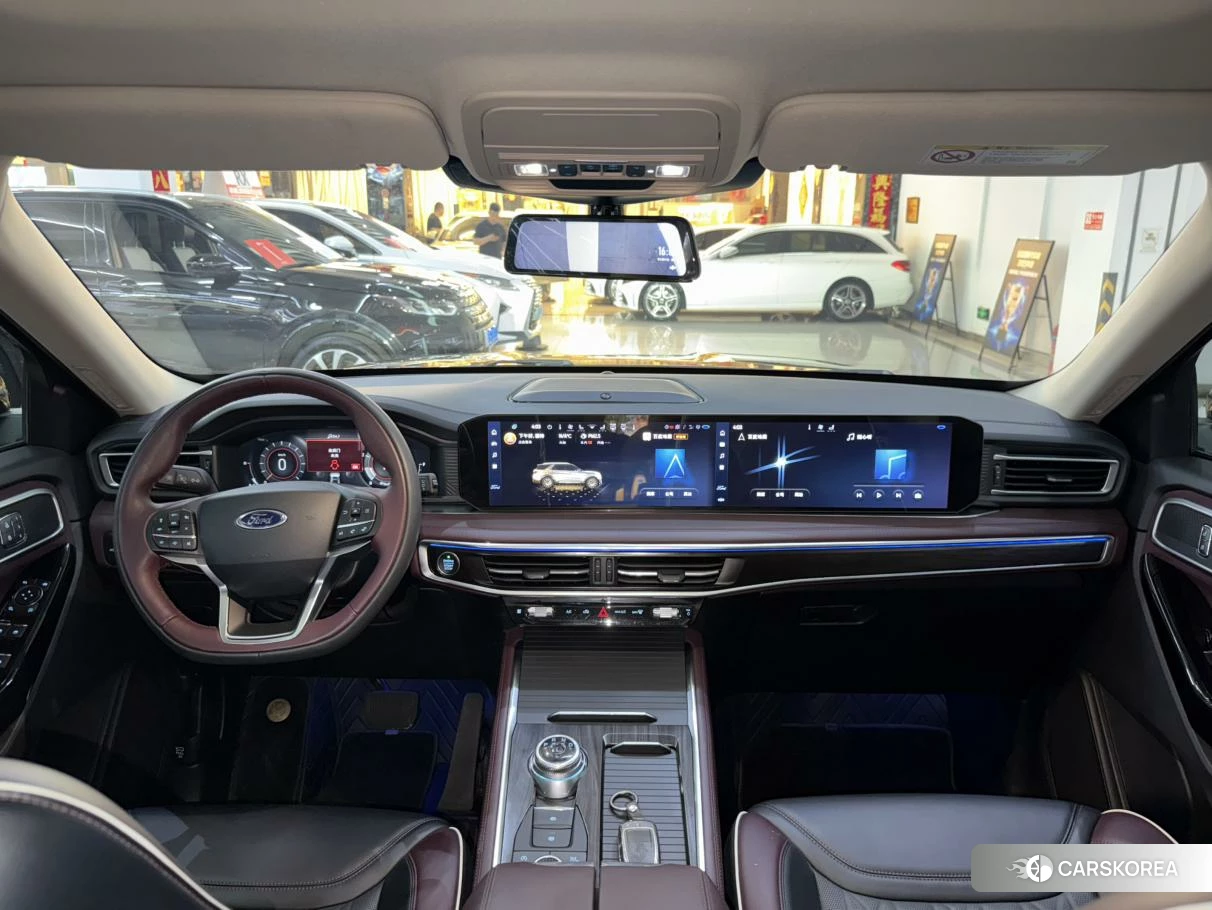 Ford Explorer 2022 Черный из Китая, фото 6