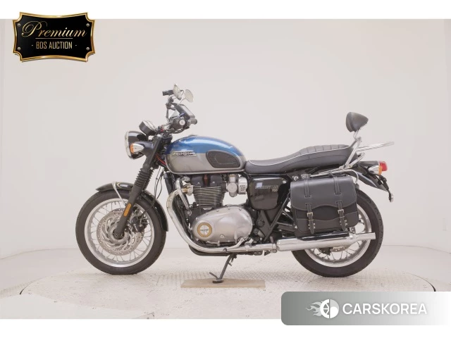 Проданный Triumph BONNEVILLE T120 2022 из Японии, фото 2