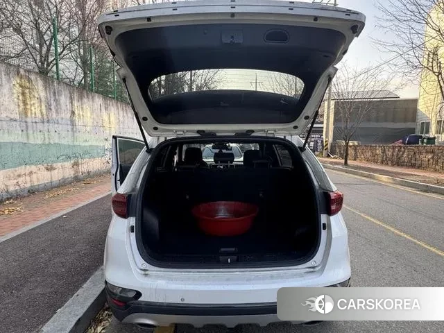 Kia Sportage The Bold 2018 Белый из Кореи, фото 6