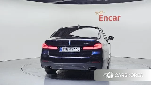 BMW 5 Series (G30) id 3598229 из Кореи 14