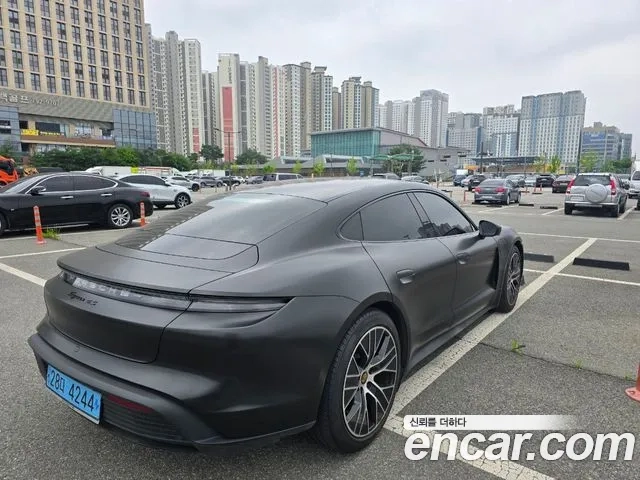 Porsche Taycan id 2910755 из Кореи 14