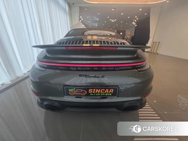 Porsche 911(992) id 4740179 из Кореи 14