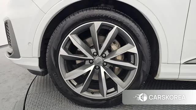 Audi Q7 (4M) id 3616578 из Кореи 14