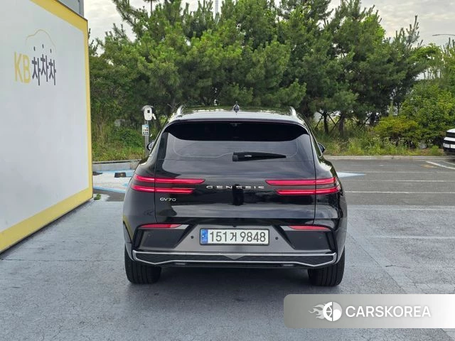Genesis GV70 id 4590363 из Кореи 10