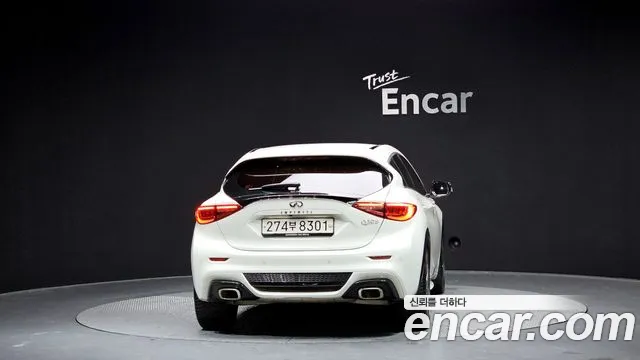 Infiniti Q30 id 2319353 из Кореи 14