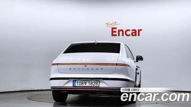 Hyundai Grandeur Hybrid (GN7) id 2711316 из Кореи 14