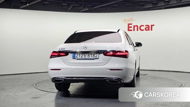 Mercedes-Benz E-Class W213 id 3817819 из Кореи 14