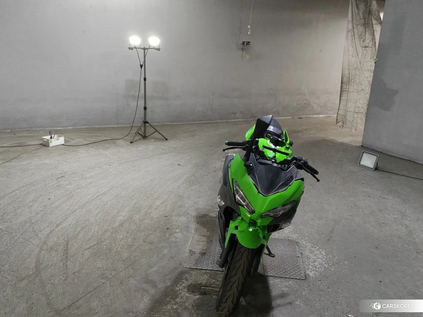 Kawasaki NINJA 250 2018 из Японии, фото 4