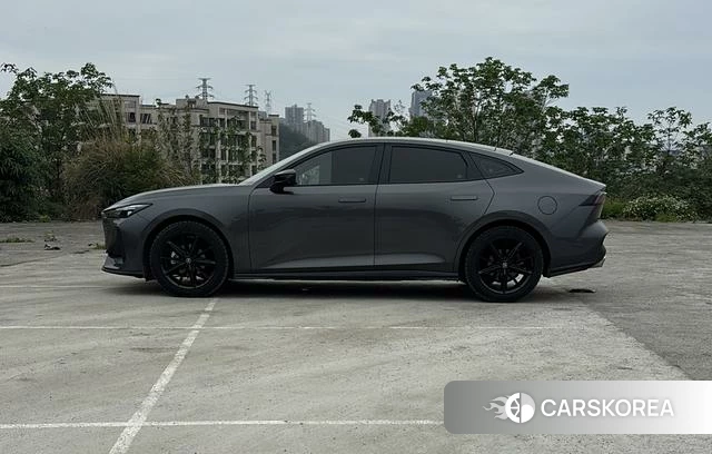 Chang'an UNI-V id 4399855 из Китая 11