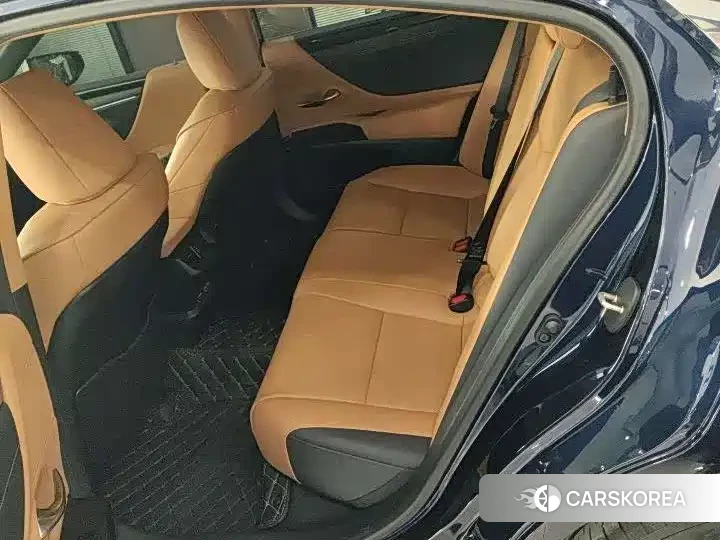 Lexus ES 2024 Черный из Китая, фото 4
