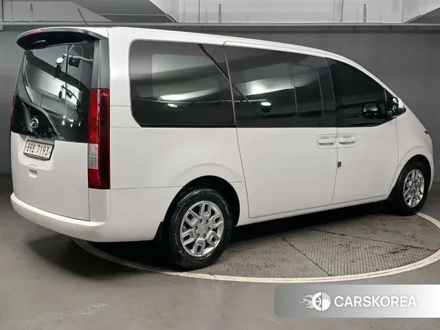 Hyundai Staria id 3488428 из Кореи 14