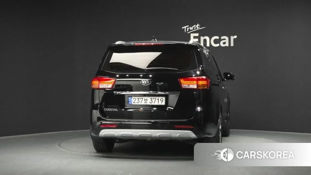 Kia All New Carnival id 4430625 из Кореи 25