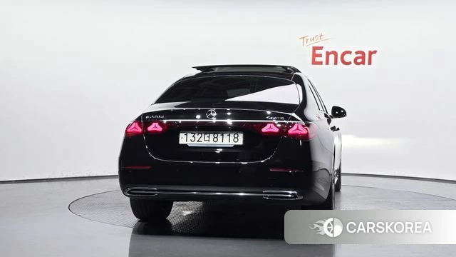 Mercedes-Benz E-Class W214 id 4584426 из Кореи 13