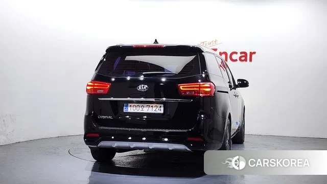 Kia The New Carnival id 3547241 из Кореи 14