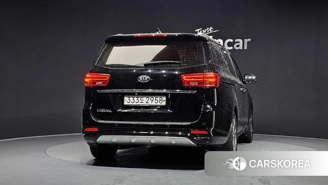 Kia The New Carnival id 4530442 из Кореи 28