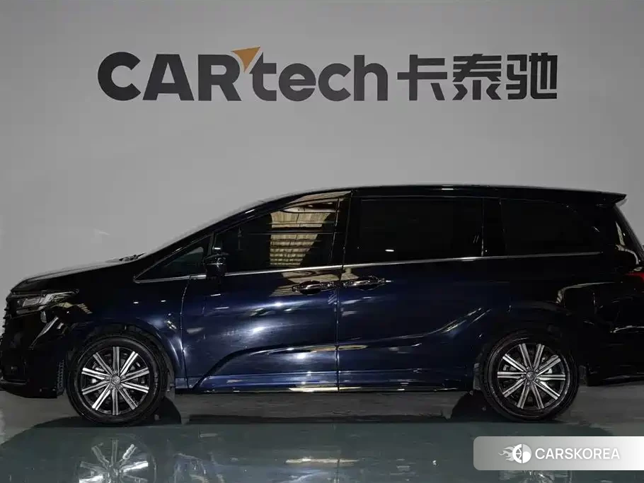 Honda Odyssey id 4553668 из Китая 10