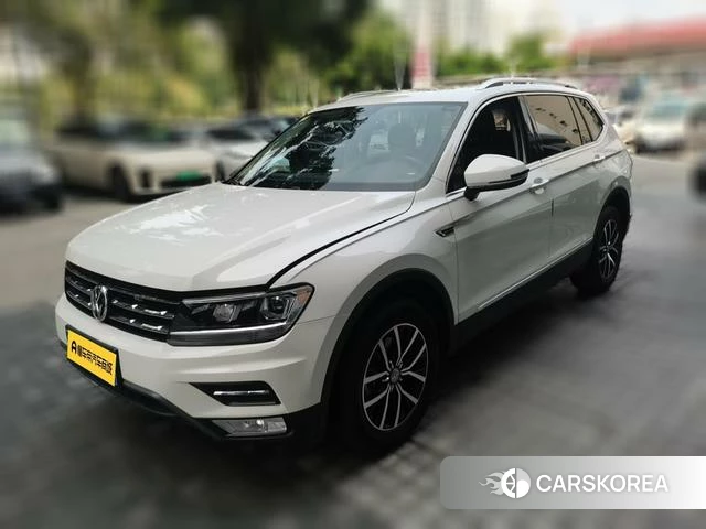 Volkswagen Tiguan L 2018 Белый из Китая, фото 4