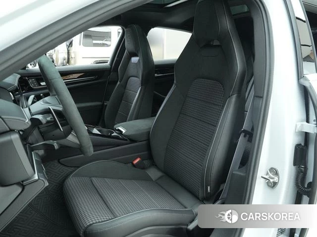 Porsche Panamera id 3920495 из Китая 22