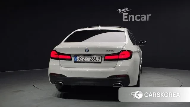 BMW 5 Series (G30) id 3649531 из Кореи 14