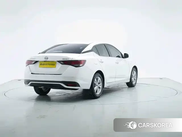 Nissan Sylphy 2026 Белый из Китая, фото 4