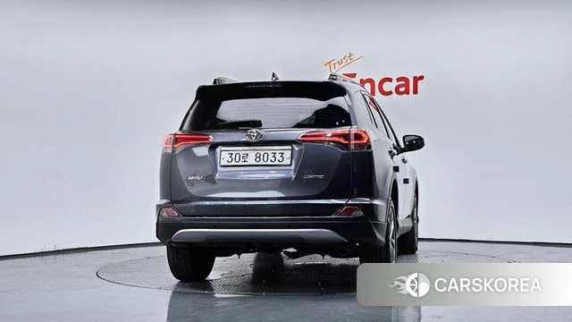 Toyota RAV4 id 4483241 из Кореи 28