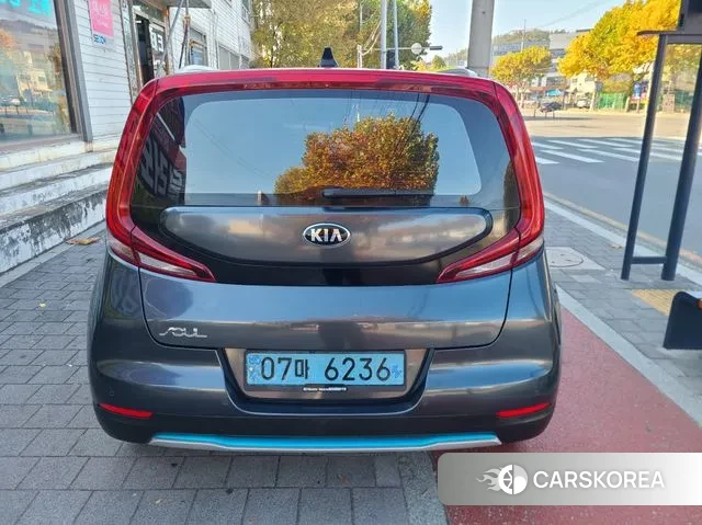 Kia Soul Booster EV id 3578443 из Кореи 14