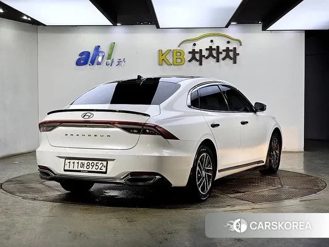 Hyundai The New Grandeur IG id 3055128 из Кореи 14