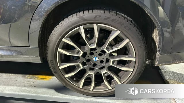 BMW X6 (G06) 2026 Черный из Кореи, фото 4