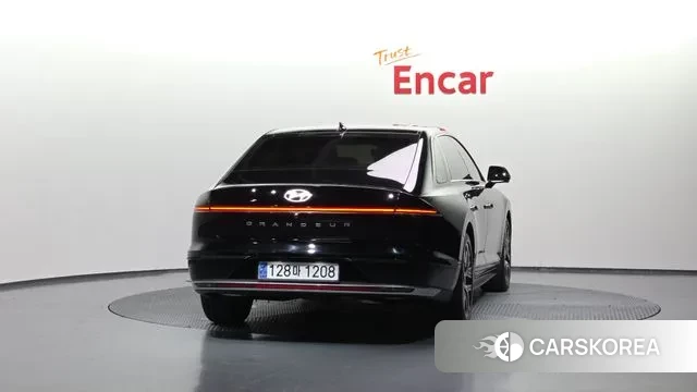 Hyundai Grandeur (GN7) id 3042973 из Кореи 14