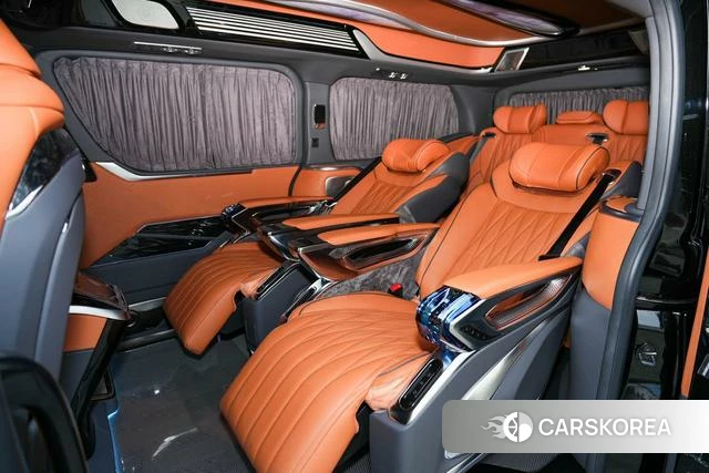 Toyota Hiace 2025 Черный из Китая, фото 4