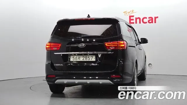 Kia The New Carnival id 2937311 из Кореи 14