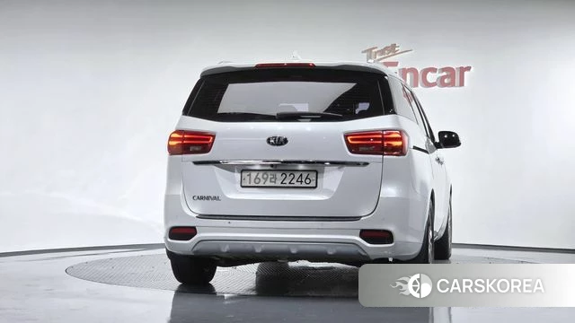 Kia The New Carnival id 4615428 из Кореи 14