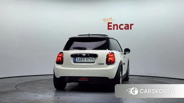 Mini Cooper id 3681366 из Кореи 14