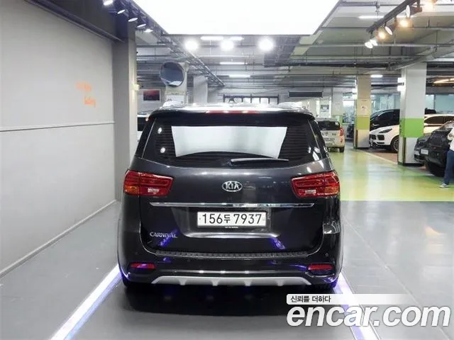 Kia The New Carnival id 2850092 из Кореи 14