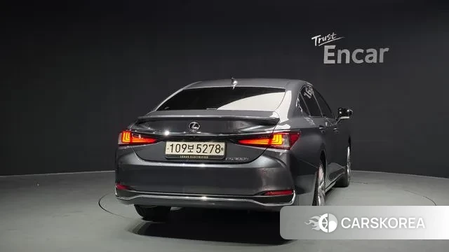 Lexus ES300h 7th generation id 3739799 из Кореи 14